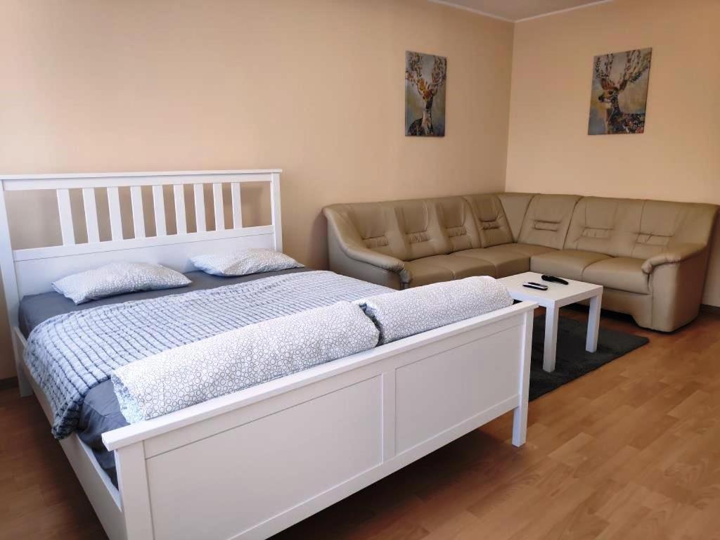 Ferienwohnung Koelcsey Apartman Szekszárd Exterior foto